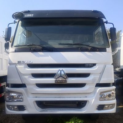 マニュアルトランスミッション 371馬力 6X4ダンプトラック Cnhtc Haowo とディーゼルエンジン