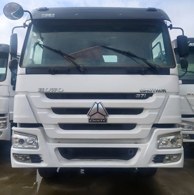国産重荷トラック トラクター HOWO 6X4 371HP トラクター 炭素鋼貨物箱