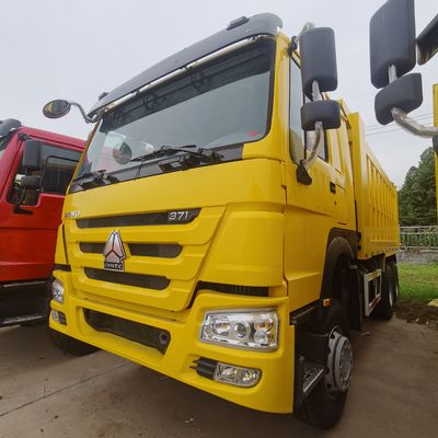 フロントリフティングスタイル 30t 負荷容量 重用シノトラックの設計付きの古用ダンプトラック