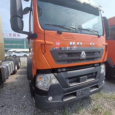輸送コスト 中古重型シノトラック HOWO 6X4 トラクタートラック