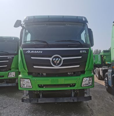 炭酸鋼貨物箱 材料 重荷トラック ターパー 600Lの燃料タンクを持つ古用ダンプトラック