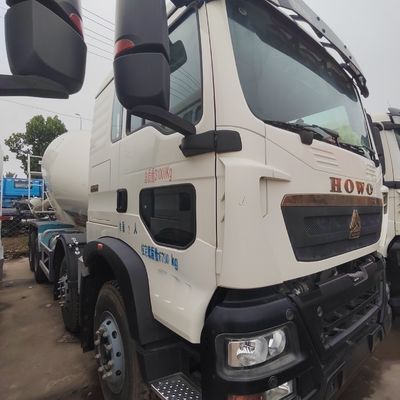 シノトラック HOWO 6X4 8X4 中古セメントミキサー 割引 5% 炭素鋼貨物箱材料