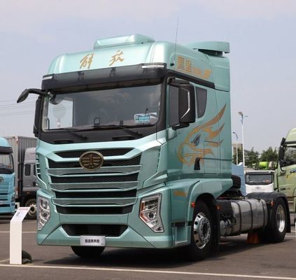 580HPのLNGとCNGFAW X6000 トラクタートラック