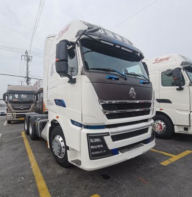 冷却シリンダー 水冷蔵型耐久型トラックエンジンの部品 HOWO トラクタートラック 6X4