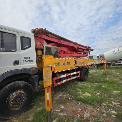 12100.000kg パッケージ 総重量 中古貨物トラック フレーム シノトルク・シャーシとタイヤ
