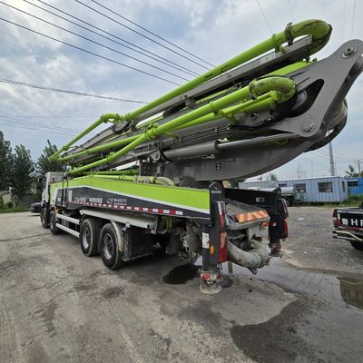 前方リフティングスタイルのホワイトシノトラック・シャシー用のタイヤとリフォームされたポンプトラック