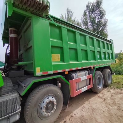 6X4 シノトラック ダンプトラック シャーシ 重荷 炭素鋼 貨物箱 エンジン容量 4-6L