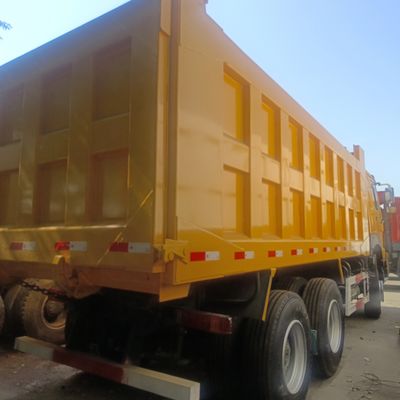 21-30t 負荷容量 重用HOWO ダンプトラック タイヤと電気システム