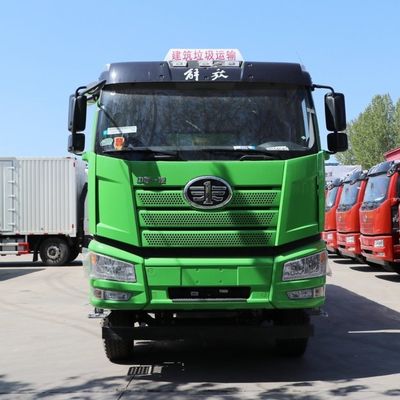 ナイジェリアのためのチューブレスタイヤデザイン Sinotruk HOWO 8X4 ティッパートラック アフリカメーカー