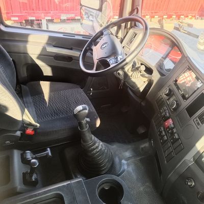高馬力を牽引するヘイドロリックステアリング Shacman X3000 重荷トラクタートレーラー