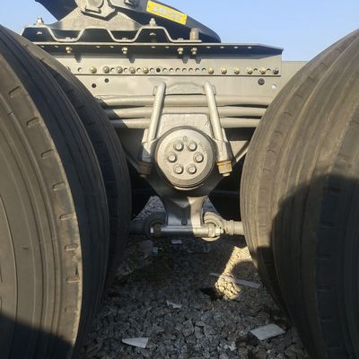 強力なシノトラック シトラック G7 CNG 6X4 トラクタートラック 480HP エンジン容量 &gt; 8L