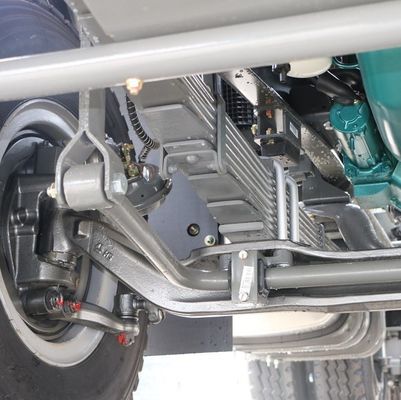 強力なシノトラック シトラック G7 CNG 6X4 トラクタートラック 480HP エンジン容量 &gt; 8L