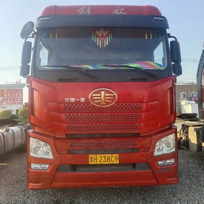 420HP FAW 6X4 トラクター トラック 手動トランスミッションと 6ヶ月間の販売後サービス