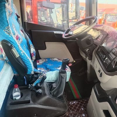 420HP FAW 6X4 トラクター トラック 手動トランスミッションと 6ヶ月間の販売後サービス