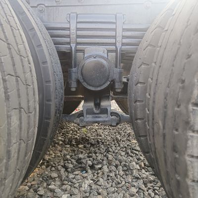 420HP FAW 6X4 トラクター トラック 手動トランスミッションと 6ヶ月間の販売後サービス