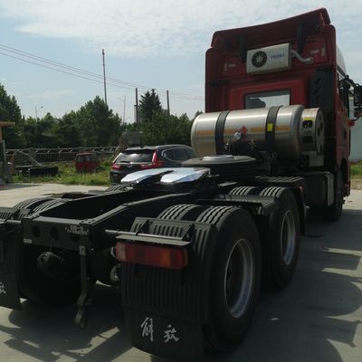 炭素鋼貨物箱 FAW Jh6 LNG 重荷 530HP トラクター トラック 空気懸垂座席
