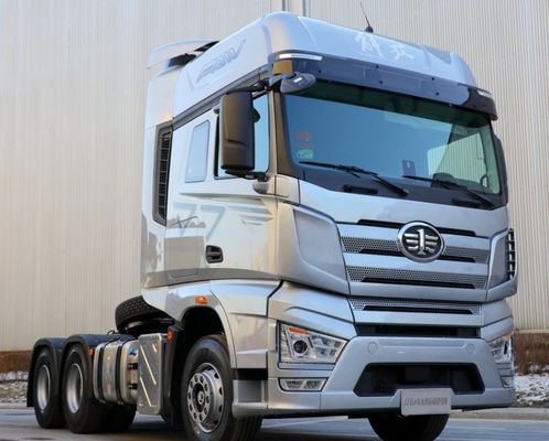 重荷用6x4トラクター牽引車 座席の空気懸垂と水力方向
