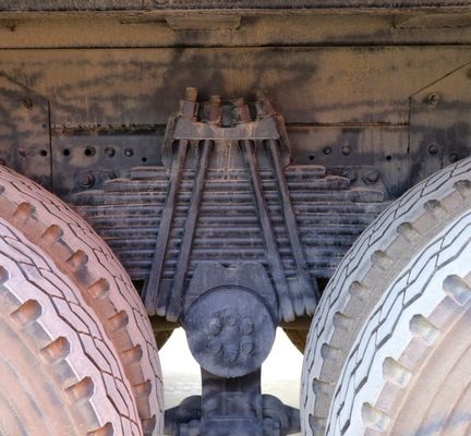 シノトラック・シャシ ダンプ・ゴミトラック 泥車 砂と砂石トラック 多用途