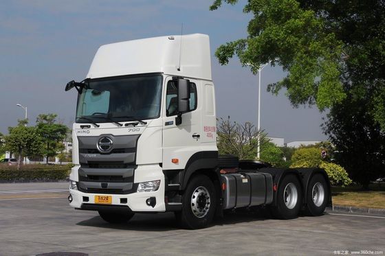 高効率の高トルク CNGトラクター トラックヘッド 375/420HP 1000Lの燃料タンク