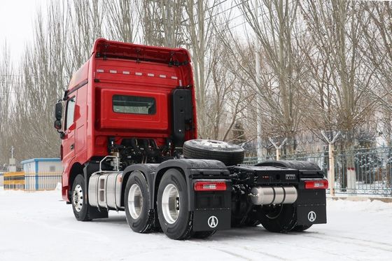 600L 燃料タンク 重荷ダンプトラック 手動トランスミッション付き空中懸垂トラクター