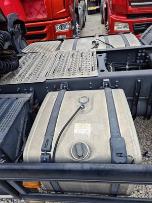 頑丈なダンプトラック チェシベース パッケージサイズ 670.00cm * 255.00cm * 3850.00cm