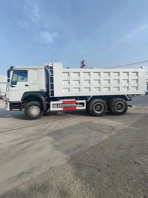 8.5x2.6x3.6m シノトルク・シャシ付き重荷ダンプトラック