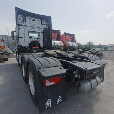 31~40tの荷重容量とチューブレスタイヤ設計のFAW G7トラック