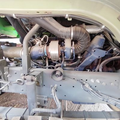 8.54m*2.55m*3.45m タイヤサイズ シノトラック 重荷輸送用トラック