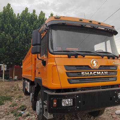 30トンの8×4 HOWO Shacman 中古 ターパー トラック 380HP 20cbm 自動ダンプ トラック 鉱山用