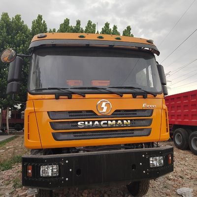 30トンの8×4 HOWO Shacman 中古 ターパー トラック 380HP 20cbm 自動ダンプ トラック 鉱山用