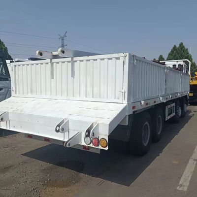 耐久型HOWO 371 建設用ダンプトラック 6.8x2.5x3.8m 30日間の返金保証