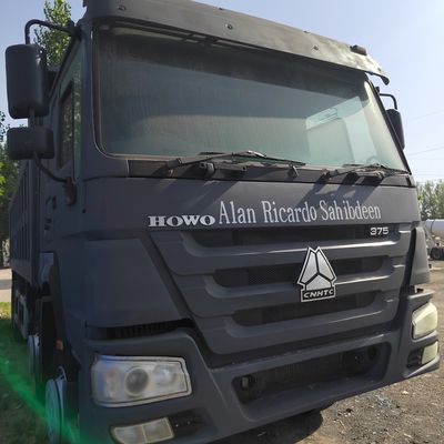 Euro 5 Sinotruck Rhd HOWO 6X4 371HP 30t 40t 50t パーソナライズされた特徴を持つティッパートラック