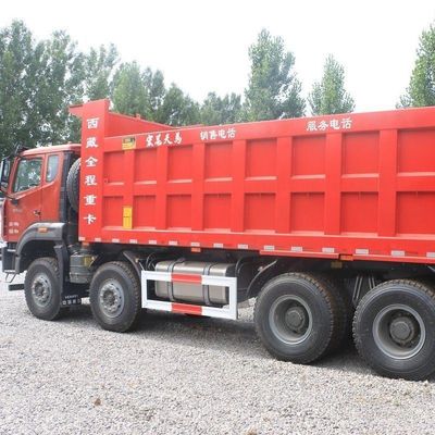 高馬力 8x4 ダンプトラック シノトルク・シャシと水力助動方向