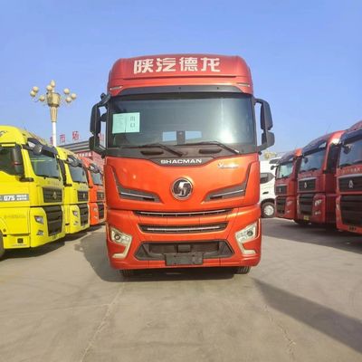 6X4 負荷容量 31-40t 貨物輸送用のシャックマン重力トラクター輸送トラック