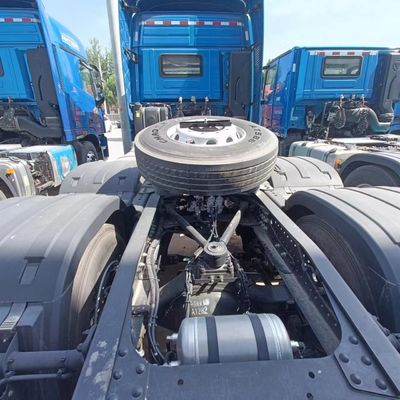 Foton Auman Gtl Supreme Edition ノース 530HP 6X4 Amt オートマティック トラクター 空中吊り座席