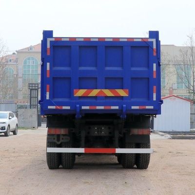 シノトルク HOWO T7h トラクターエンジン 空気懸垂座席440HPと1000Lの燃料タンク