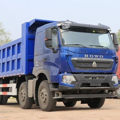 シノトルク HOWO T7h トラクターエンジン 空気懸垂座席440HPと1000Lの燃料タンク