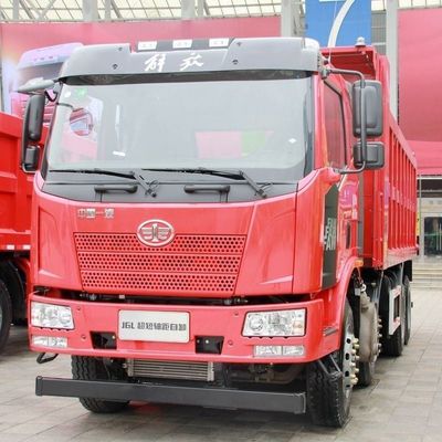 ナイジェリアのオフロード建設 手動トランスミッションとタイヤの8x4ダンプトラック