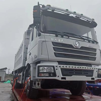 中古 シノトラック シャーシ シャックマン F3000 6X4 ユーロ3 排放基準の40トンのターパートラック