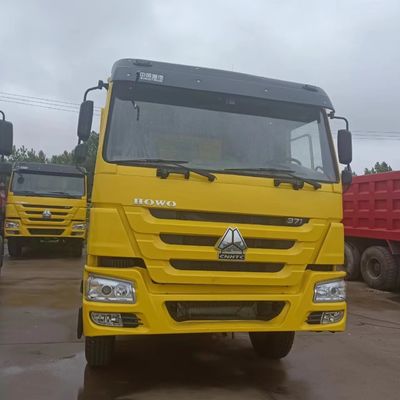 マニュアルトランスミッション Sinotruk HOWO 6X4 負荷容量40tの重量ダンプトラック