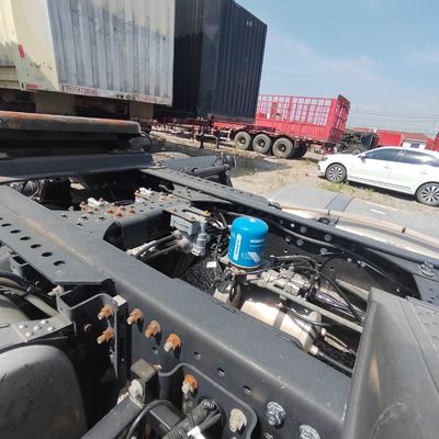 アウマン・シトラック 6X4 トラクタートラック 建設用・輸送用 エンジン容量&gt;8L