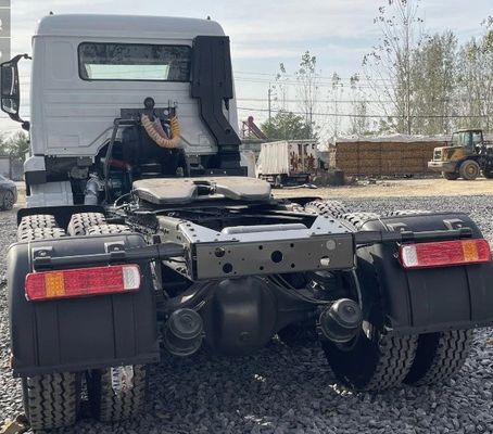6ヶ月 シャックマン 400HP 重用トラクター 運転席と空中懸垂 ≤5席