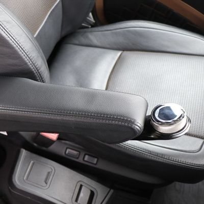 動力補助型水力ステアリング燃料 - 大型タンクを持つ重型トラック