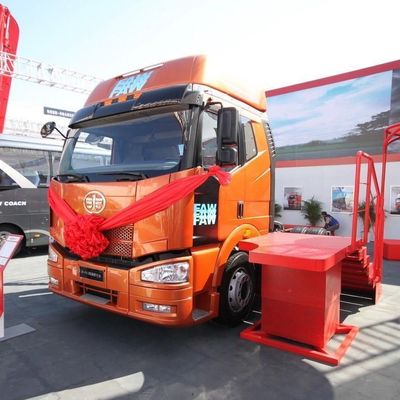 FAW Jh6p ユーロ3 6X4 ディーゼル トラクター 460HP マニュアルギア 100000km 走行距離のカスタマイズ