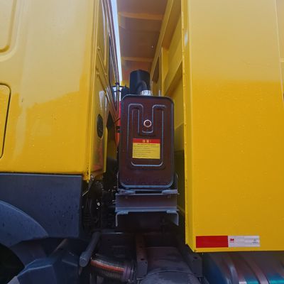 シノトラック 重荷トラック トラック6×4 工業用輸送車 11m*2.55m*3.45m