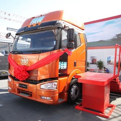 460HP ヘビーデューティ FAW Jh6p 6X4 ディーゼル ユーロ3 トラクター トラック 12m*2.55m*4m 寸法