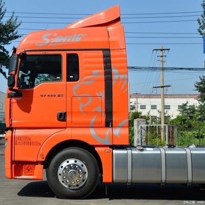 400Lの燃料タンクとエアサスペンションを搭載した重量シャックマンティッパートラック