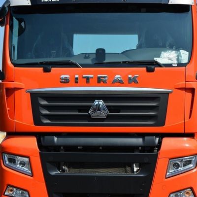 ZZ4257N3247E1H チューブレスタイヤデザイン シノトラック 1000Lの燃料タンク付き重用トラクター