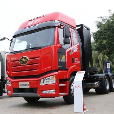 12速マニュアルギア FAW Jiefang J6p 6X4 電気放電のための純粋電気トラクター