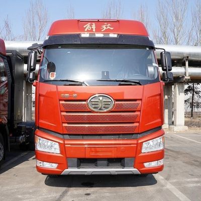 7.36m*2.55m*4m サイズ FAW Jiefang J6p 6X4 純電気交換トラクター 460HP ユーロ3